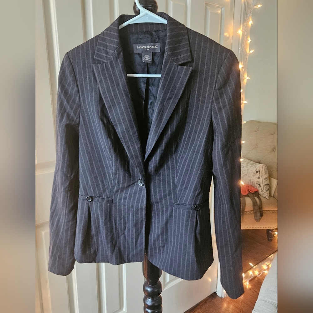Women's Wool Black Pinstripe Blazer